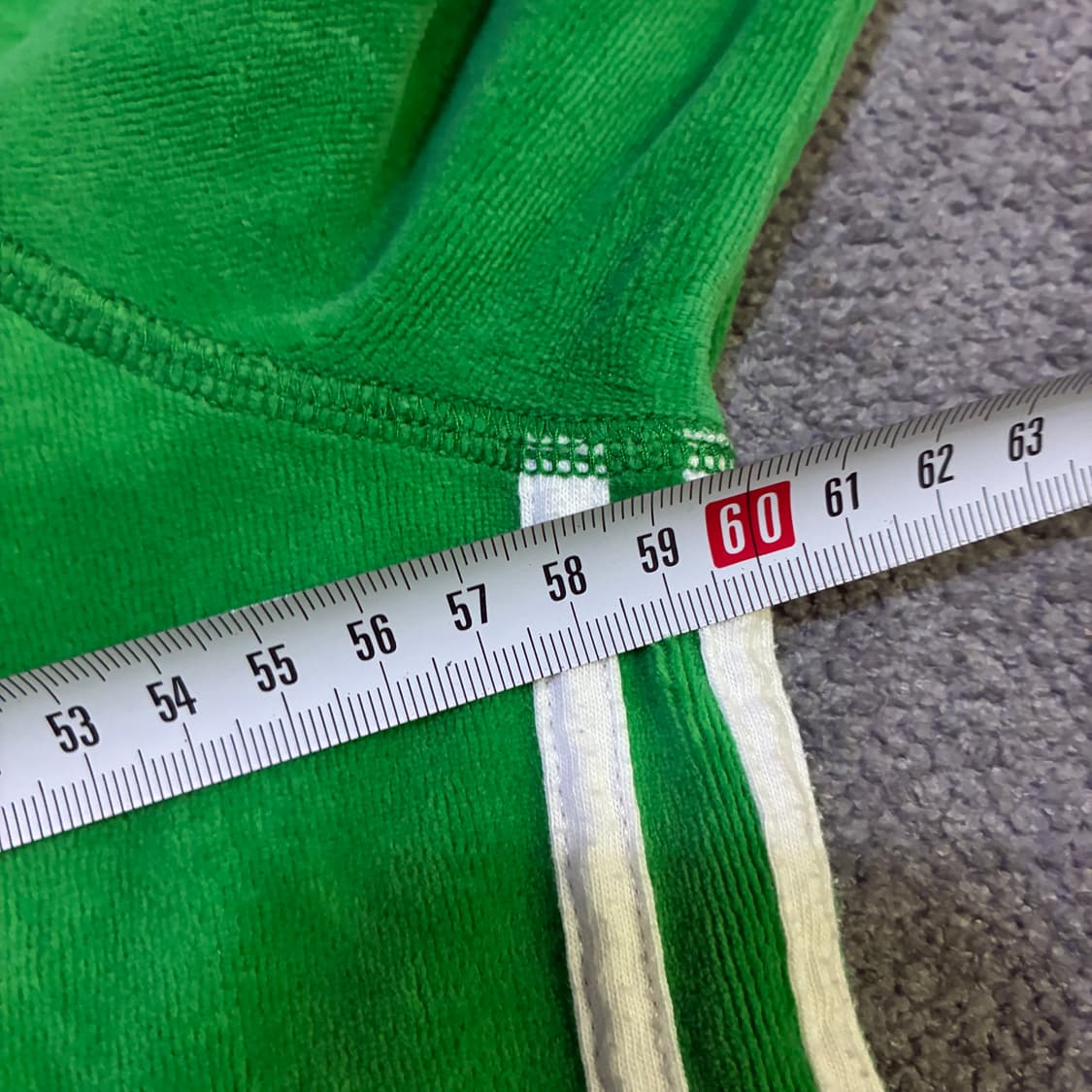 아디다스 알렉산더왕 콜라보 벨벳 카라티 L 상품이미지7