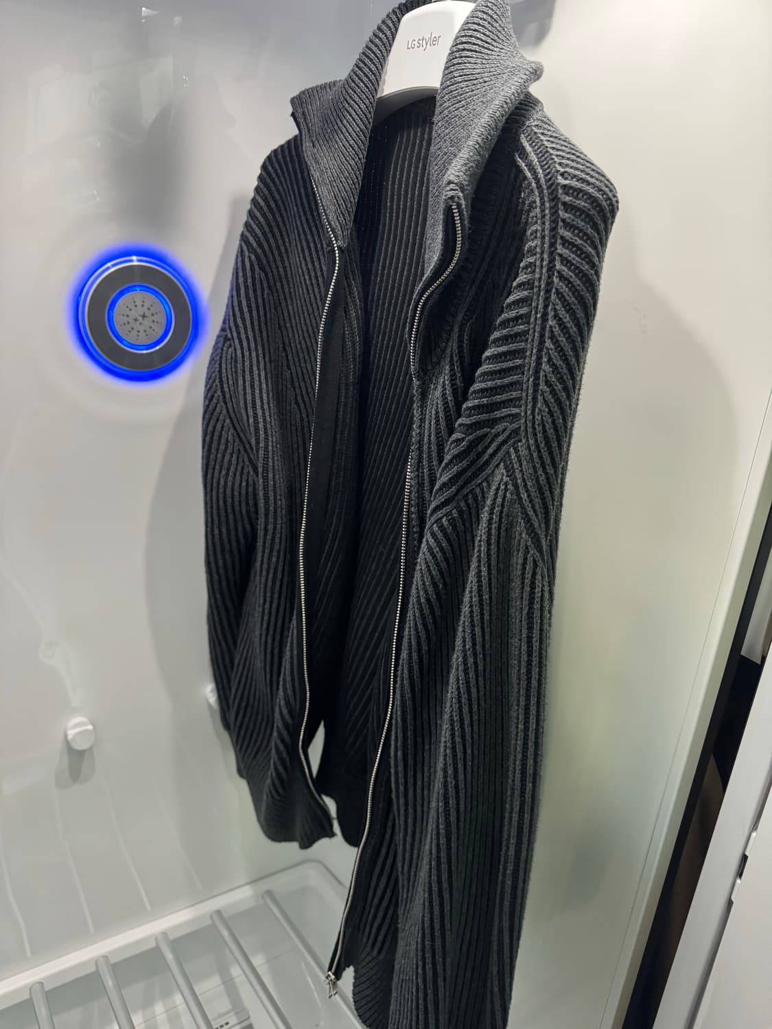 어널러코드 하이넥 투톤 니트 집업 (블랙) - L 상품이미지1