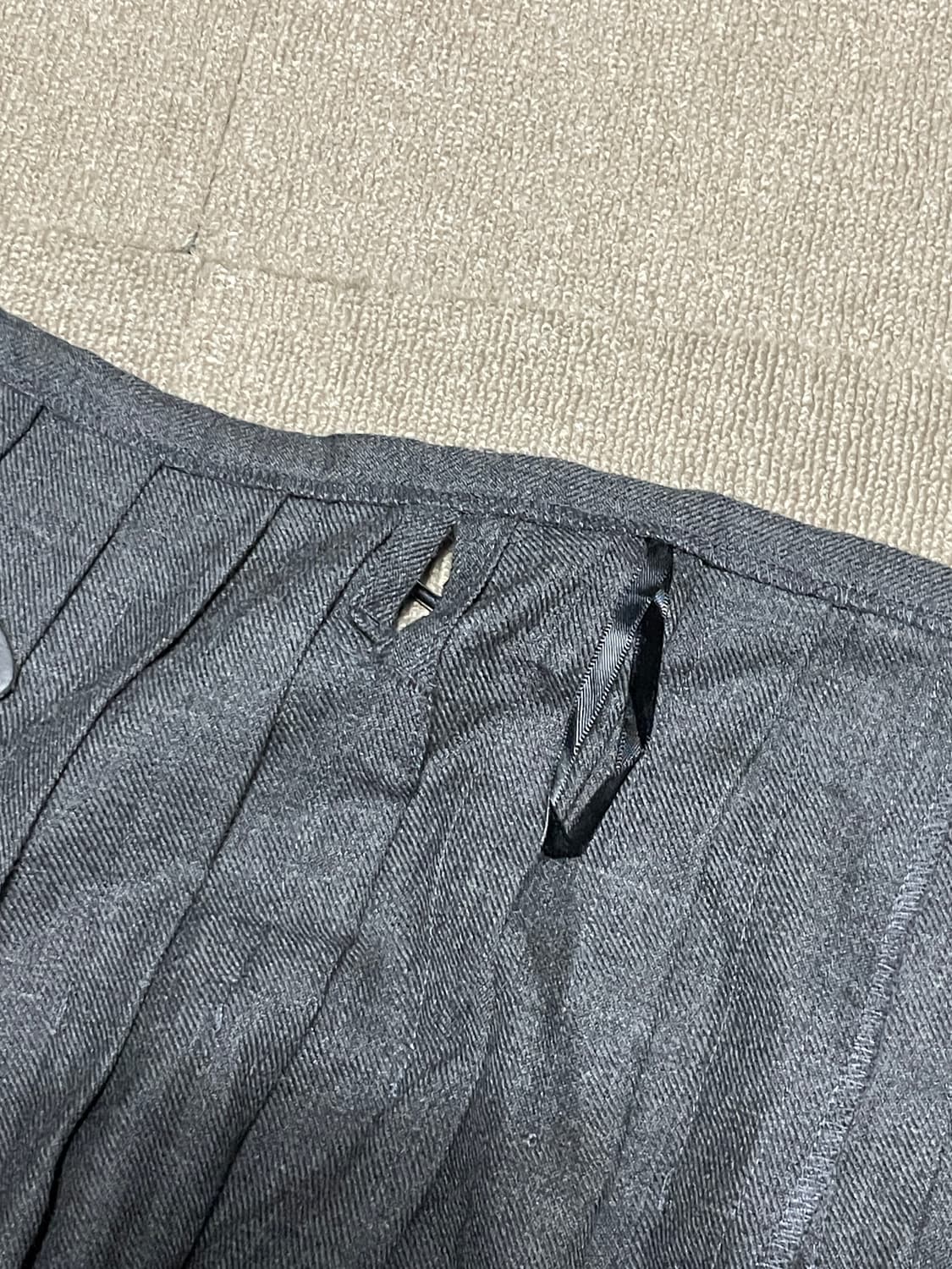 오닐 오브 더블린 그레이 벨트 랩 플리츠 스커트 J02772 상품이미지8