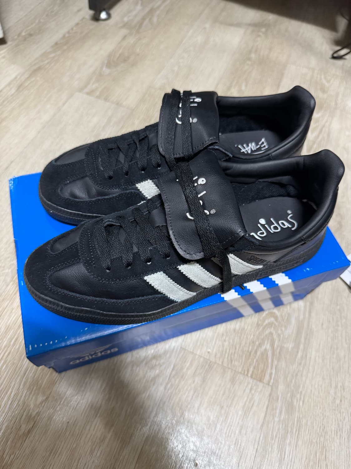 아디다스 스페지알 핸드볼 코어 블랙 클라우드 화이트 265 상품이미지3