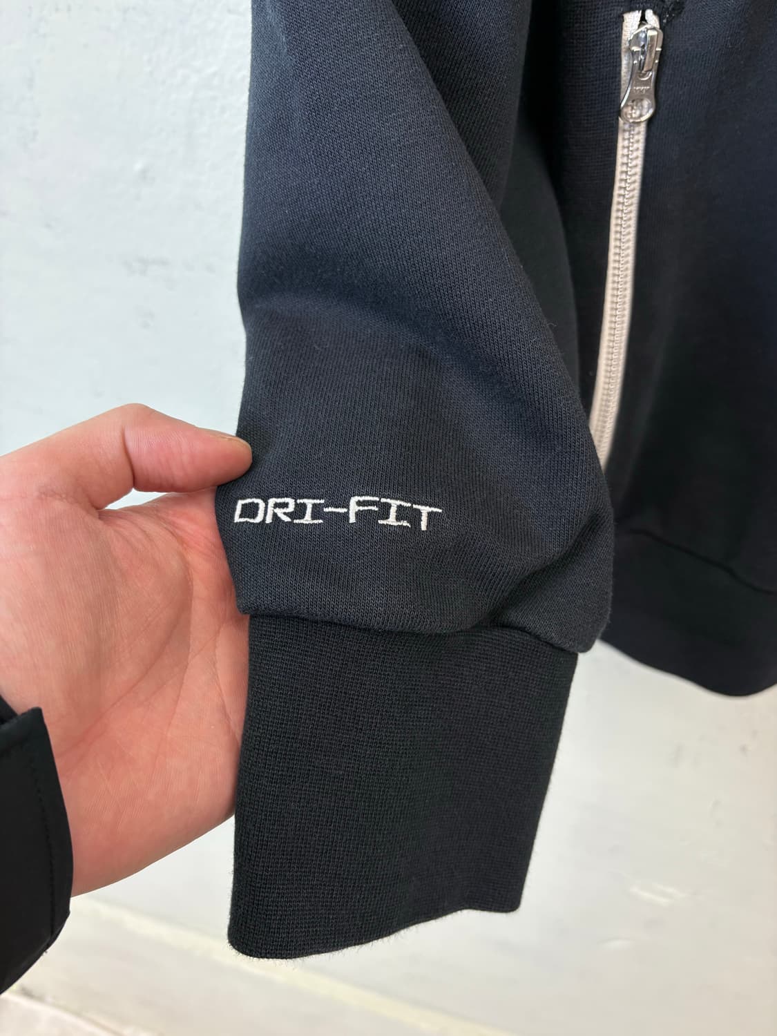 나이키 야니스 크루 맨투맨 상품이미지5