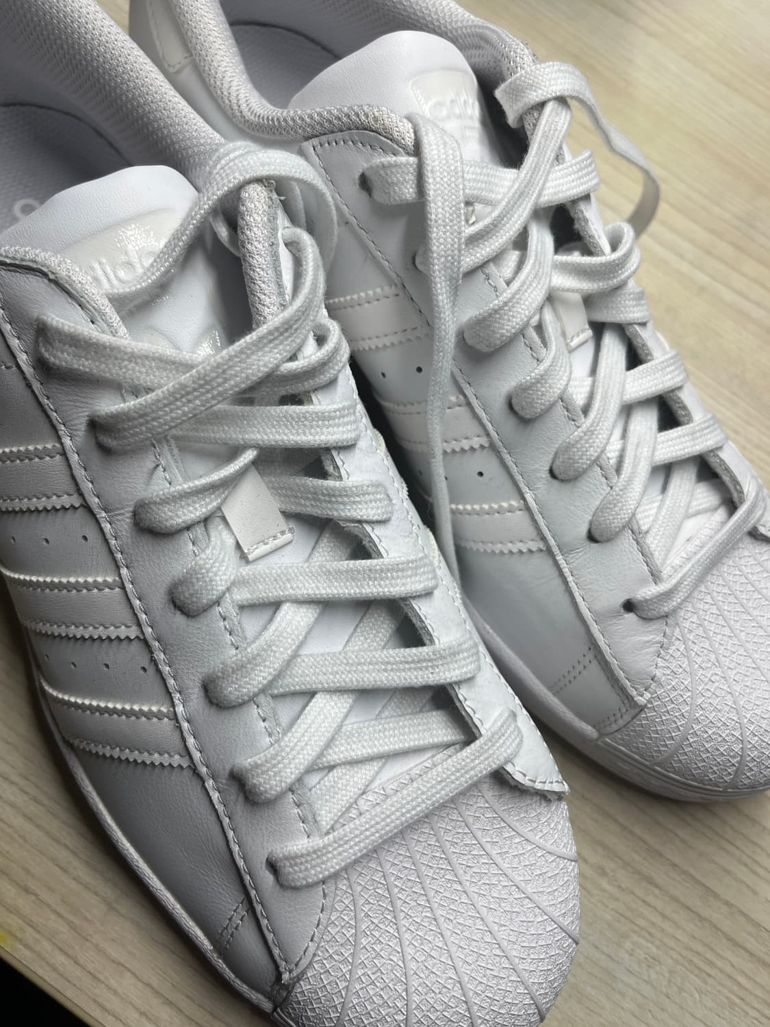 아디다스 슈퍼스타 상품이미지1