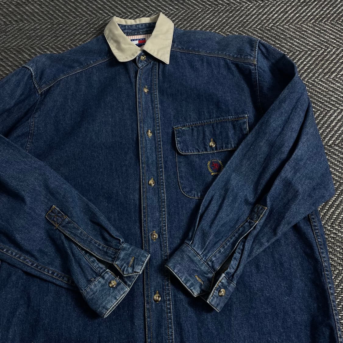 90s 타미힐피거 올드스쿨 월계수 로고 데님 셔츠y 3845 상품이미지5