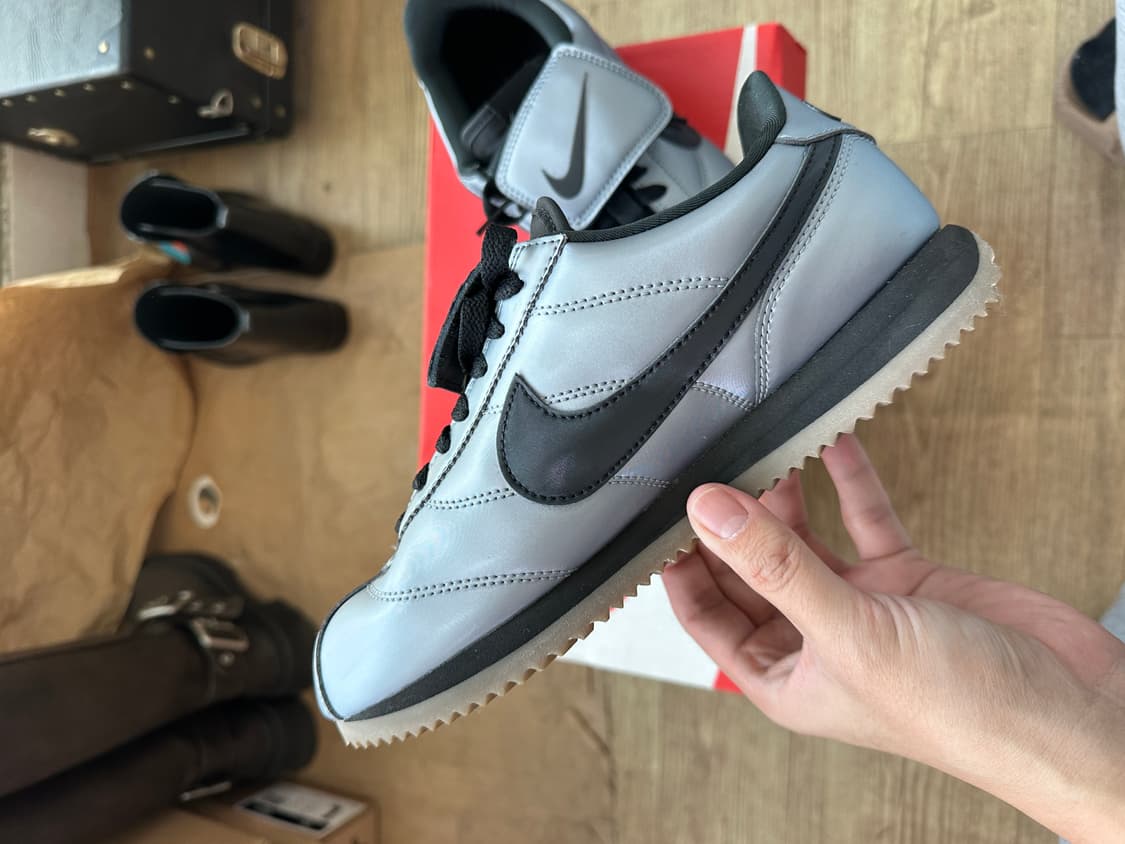 [235] 나이키 코르테즈 SE 메탈릭 쿨 그레이 블랙 상품이미지3