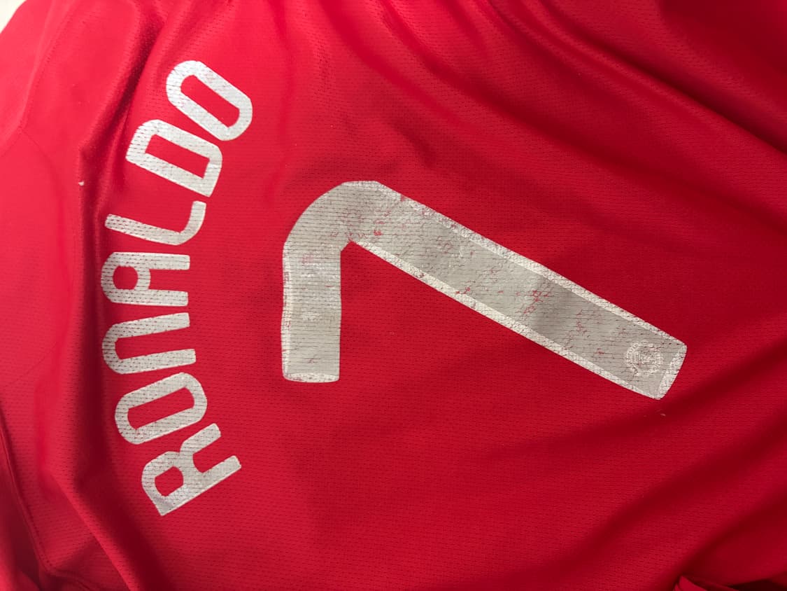 나이키 맨유 호날두 07 긴팔 유니폼 판매합니다! 상품이미지9