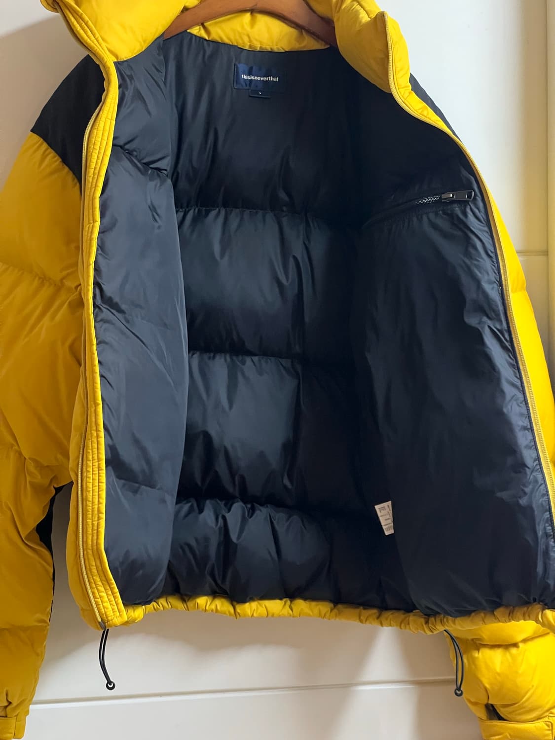 디스이즈네버댓 옐로우 덕다운 배색 자켓 상품이미지5