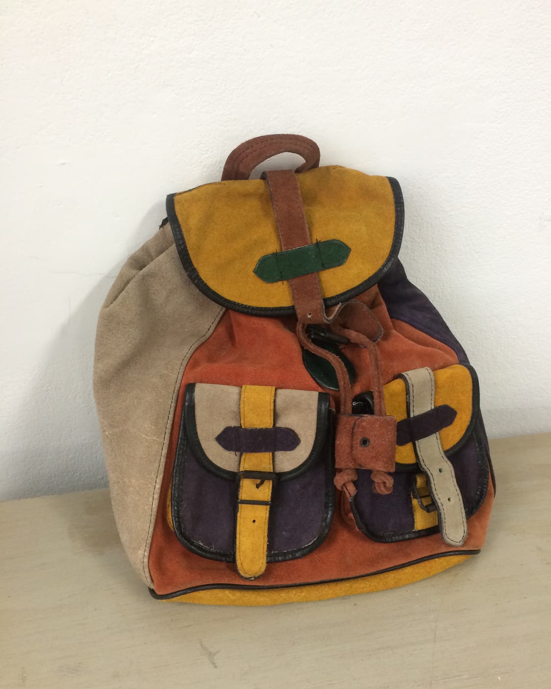 suede multi pocket bag 상품이미지1