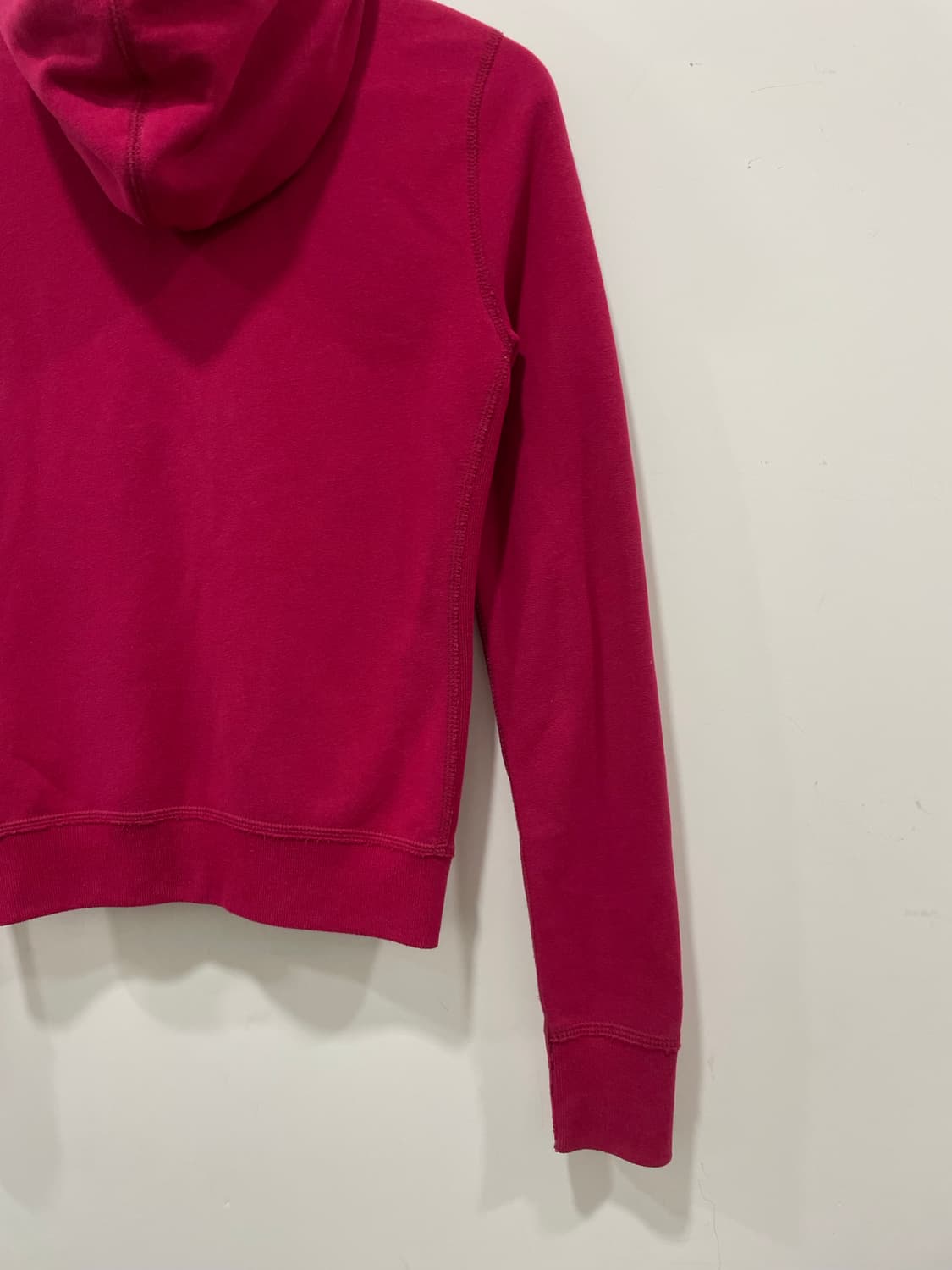 Abercrombie 아베크롬비 딥 핑크 자수로고 슬림핏 후드집업 상품이미지10