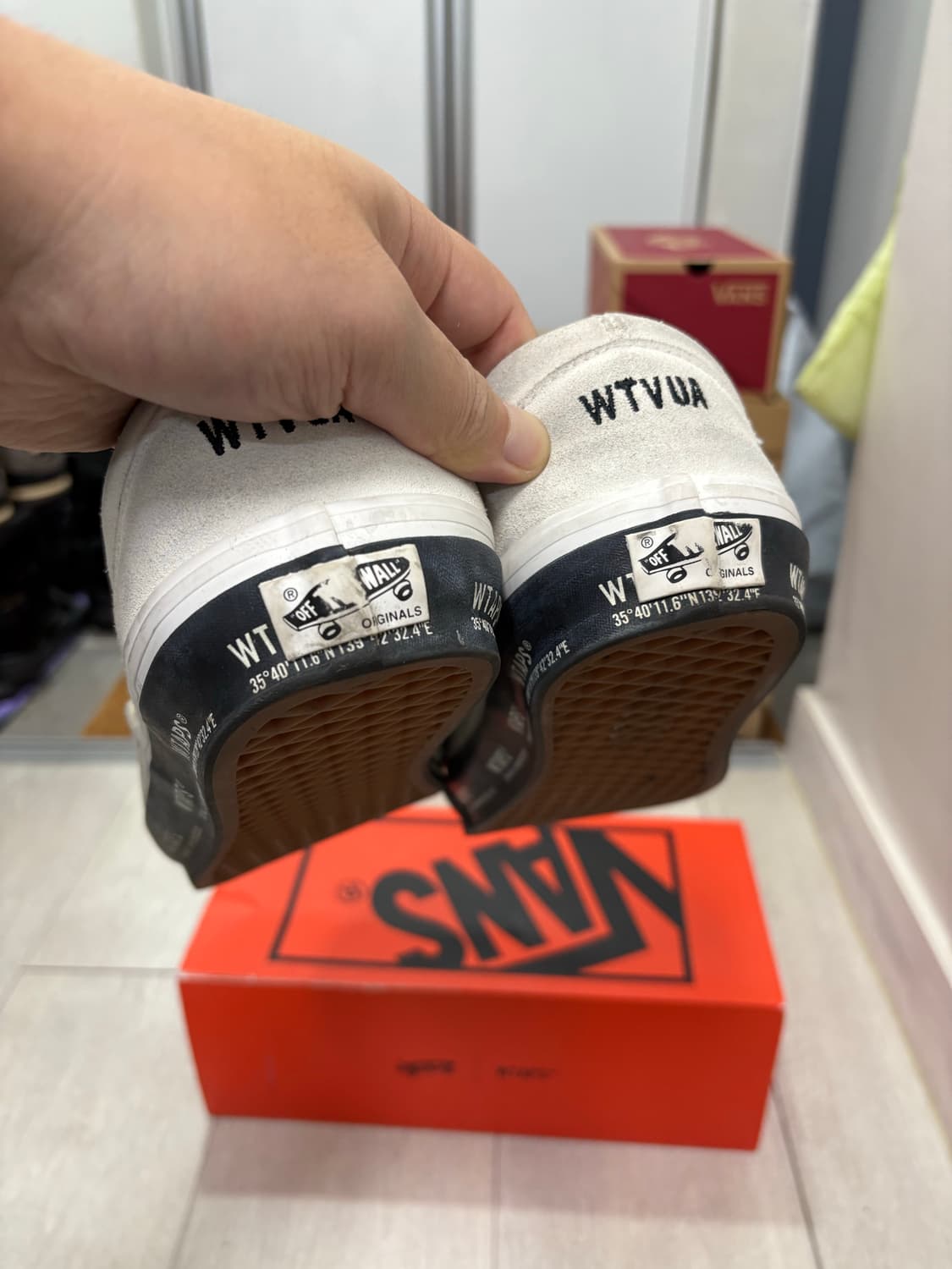 [290] 반스 볼트 x 더블탭스 클래식 슬립온 SLIP ON 상품이미지3