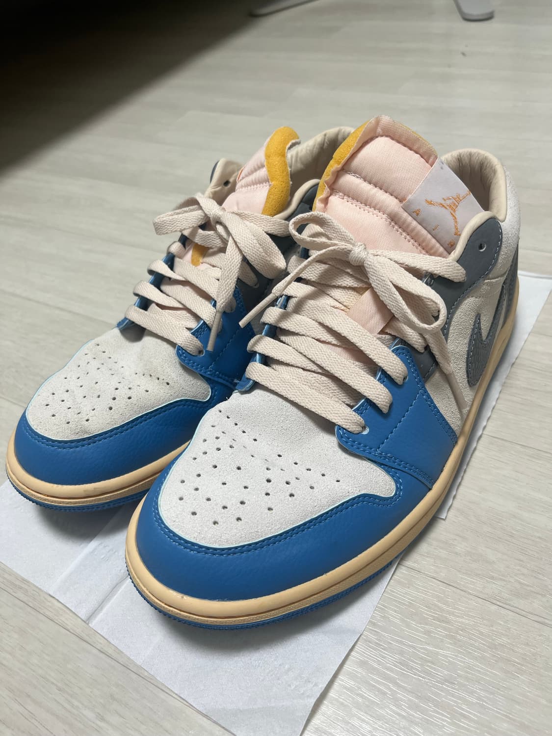 조던 1 로우 SE 도쿄 96 270 상품이미지1