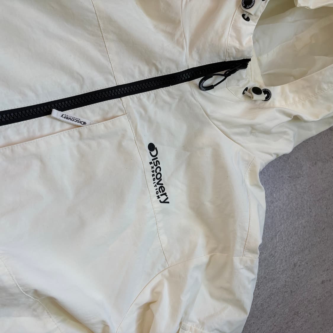 디스커버리 여성 바람막이 상품이미지2