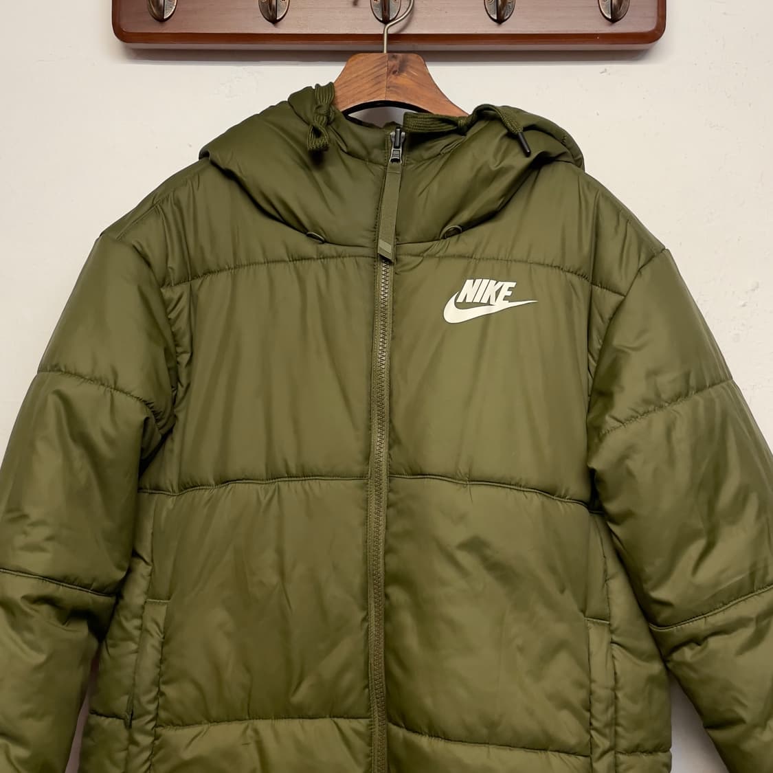 나이키 (우먼) 리버시블 카키 롱 패딩   상품이미지3