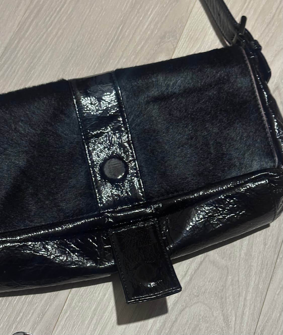 크롬하츠st 빈티지 플레어 숄더백 상품이미지4