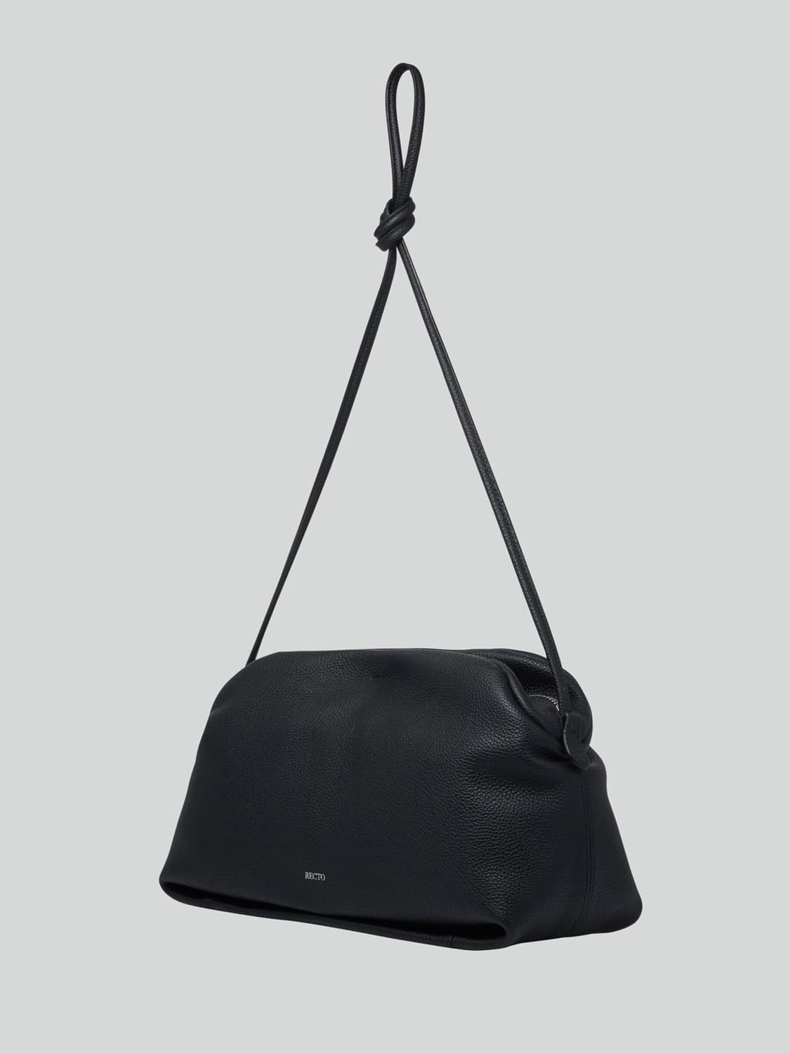 렉토 싱글러 크로스 스트랩 숄더백 블랙 상품이미지1