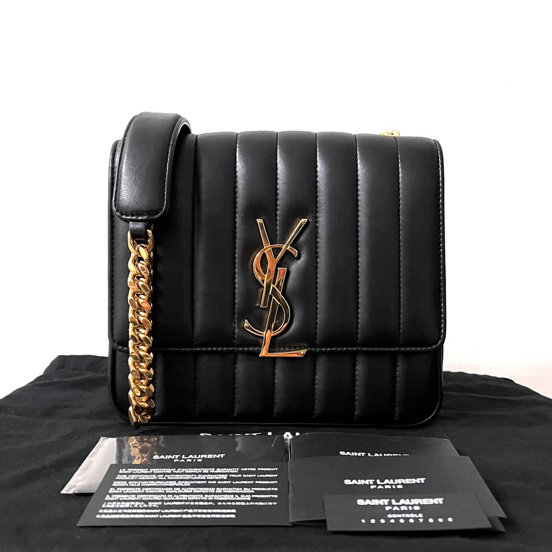 [A급/정품] 생로랑 비키 체인 크로스백 가방 블랙 상품이미지1