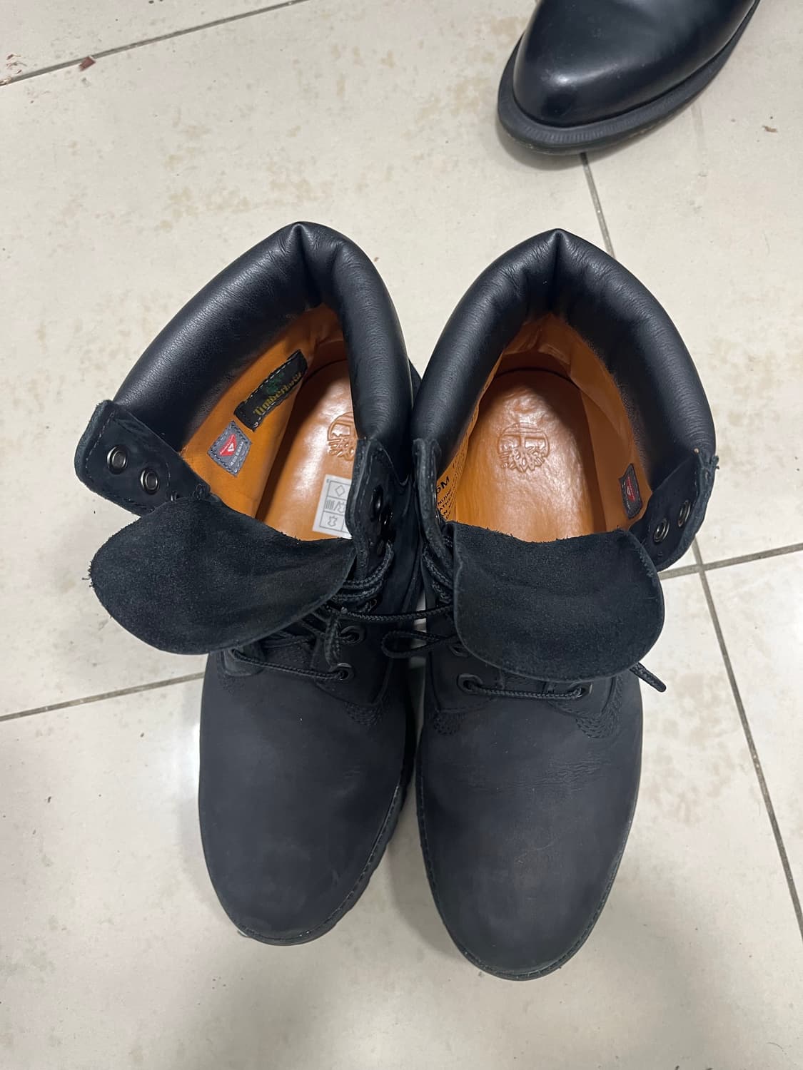 팀버랜드 프리미엄 6인치 워커 블랙 265 상품이미지2