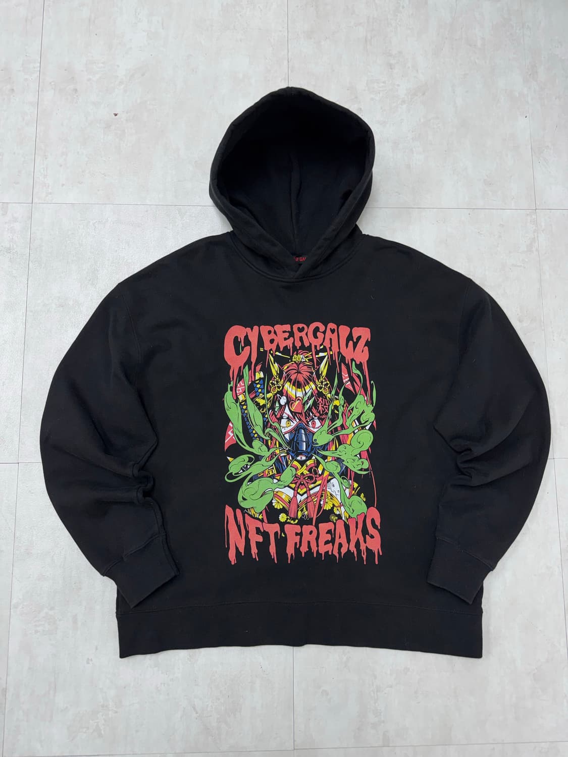 •CYBER GALZ NFT FREAKS 그래픽 오버핏 후드 블랙 상품이미지1