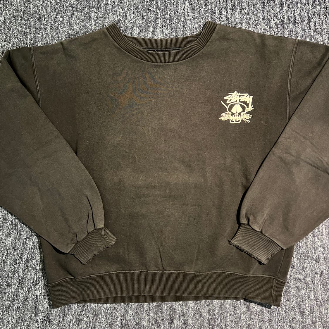 빈티지 90s STUSSY 스컬 그래픽 스웻셔츠 상품이미지1