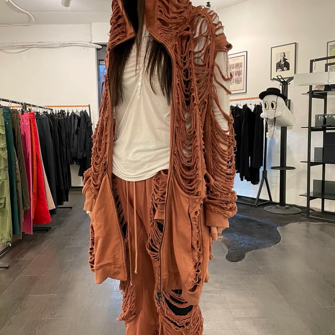 율리우스 디스트레스드 후드집업 상품이미지4