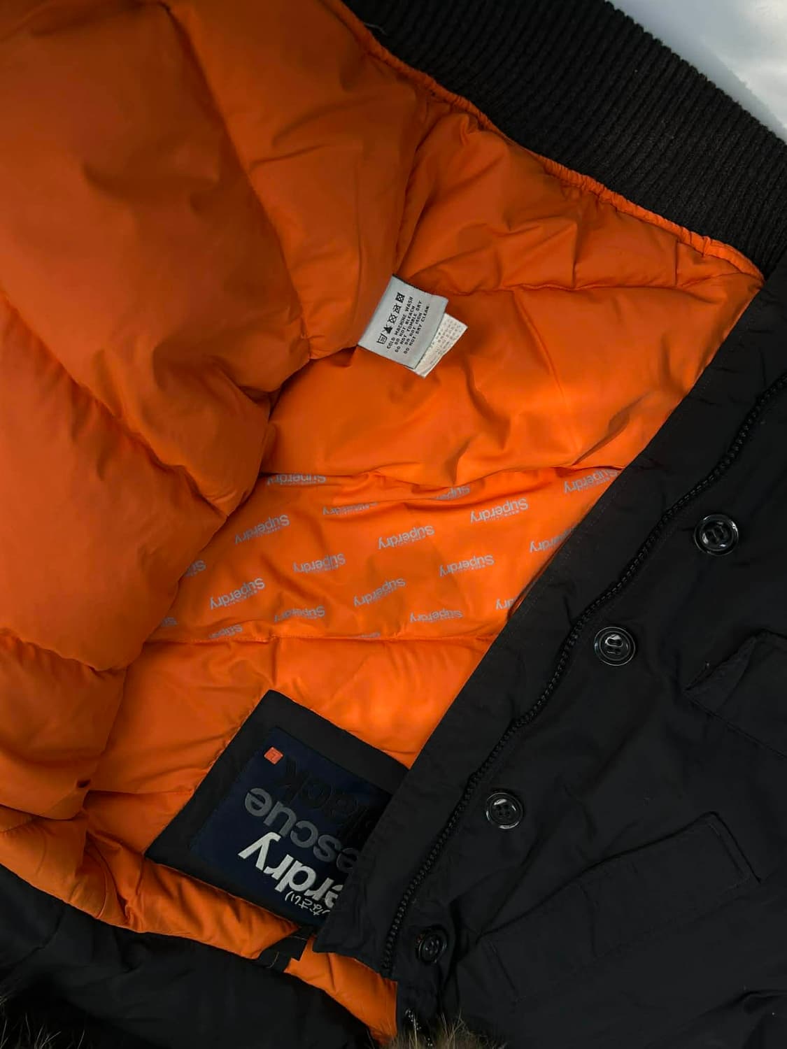 [L] 슈퍼드라이 다운 후드퍼 푸퍼 숏 자켓 패딩 상품이미지8