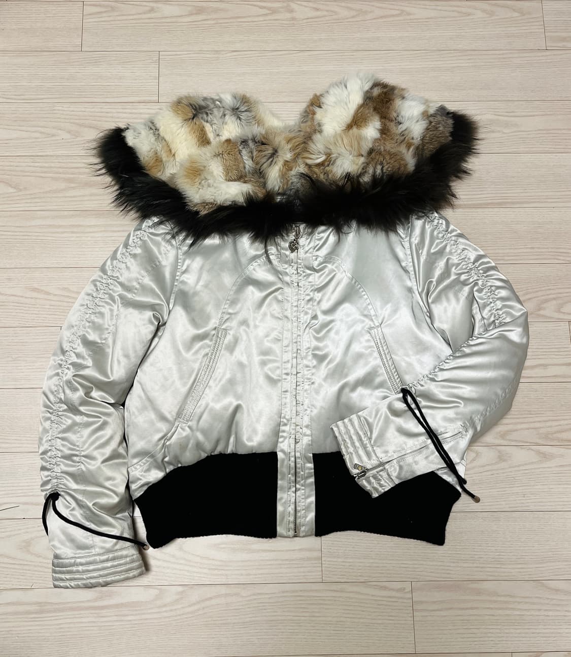 아이보리 후드 케이프 퍼패딩 상품이미지1