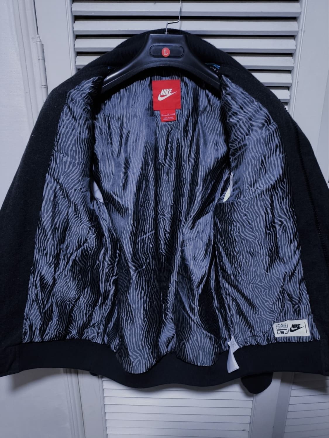 M 나이키 르브론 디스트로이어 LBJ  바시티 스타디움 자켓  상품이미지5