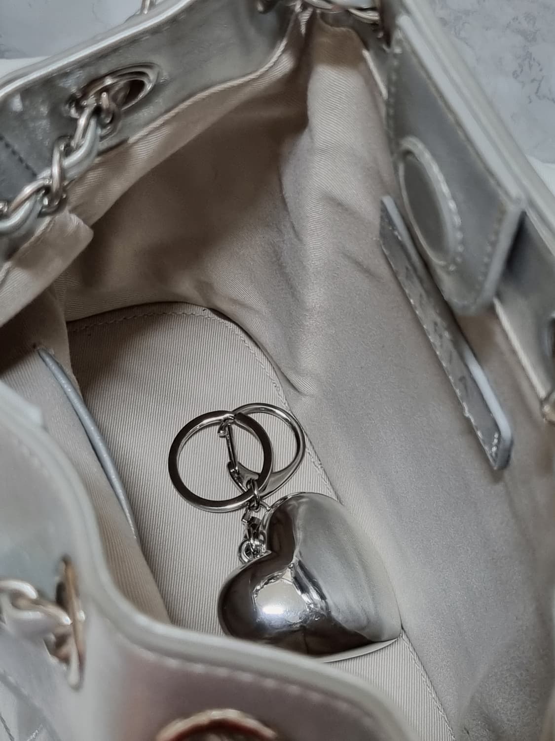 페리아 실버 체인 백팩 상품이미지10