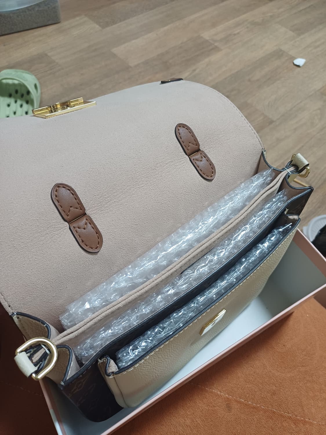 루이비통 보x라르 가방 상품이미지5