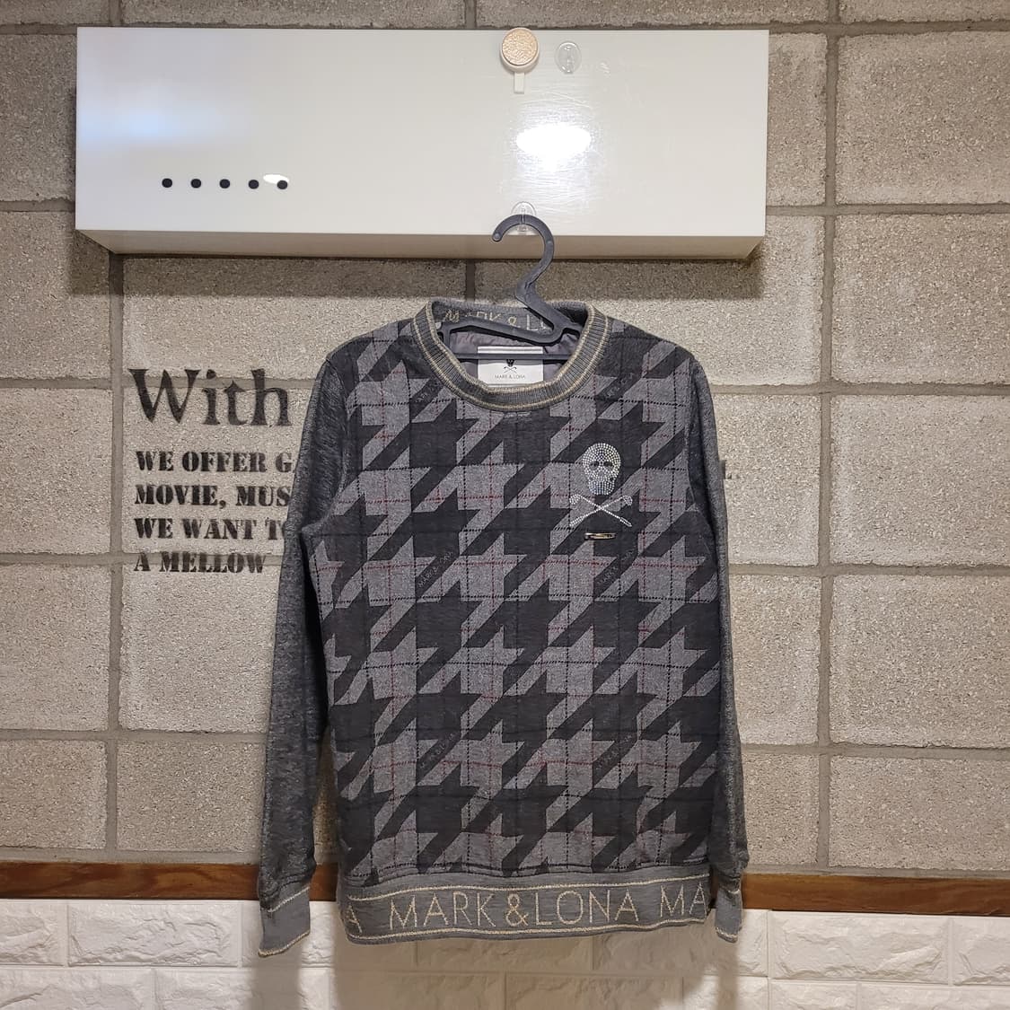 마크앤로나 하운드투스 스웨터 M 상품이미지1