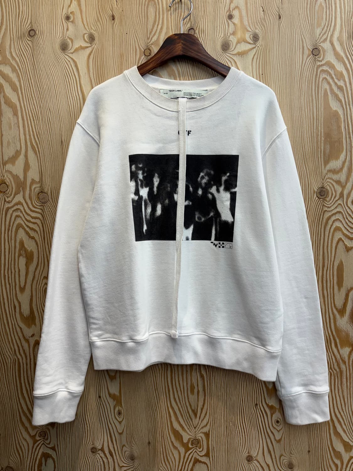 오프화이트 스프레이 페인팅 맨투맨 상품이미지3