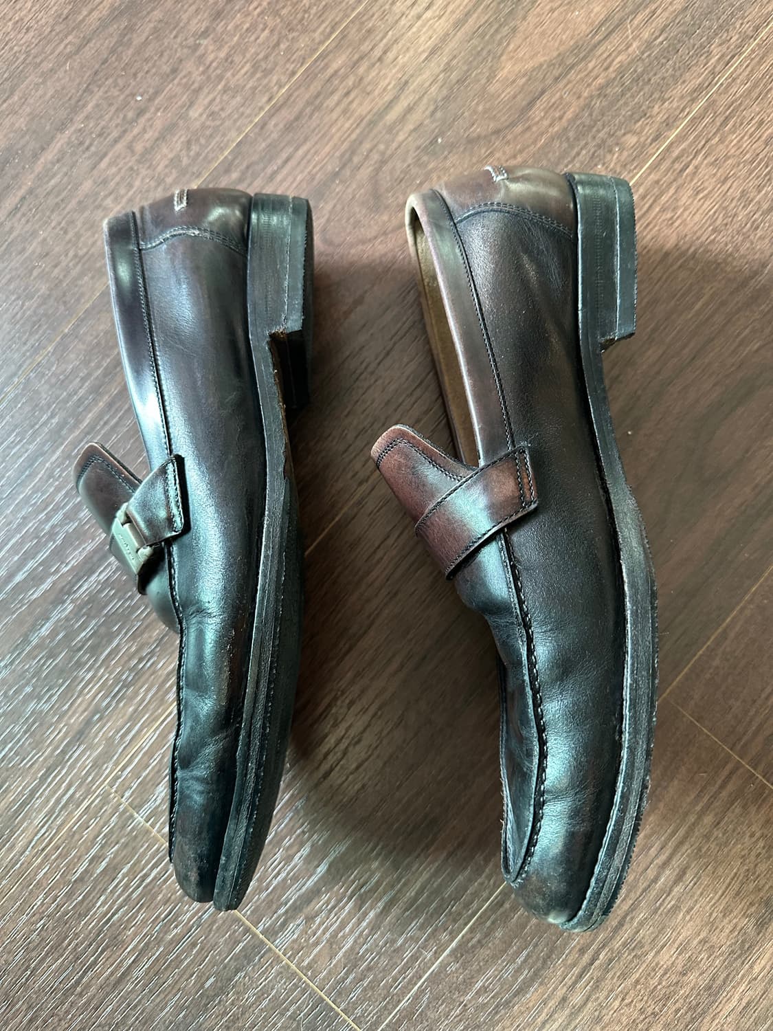 페라가모 다크브라운 로퍼 상품이미지2