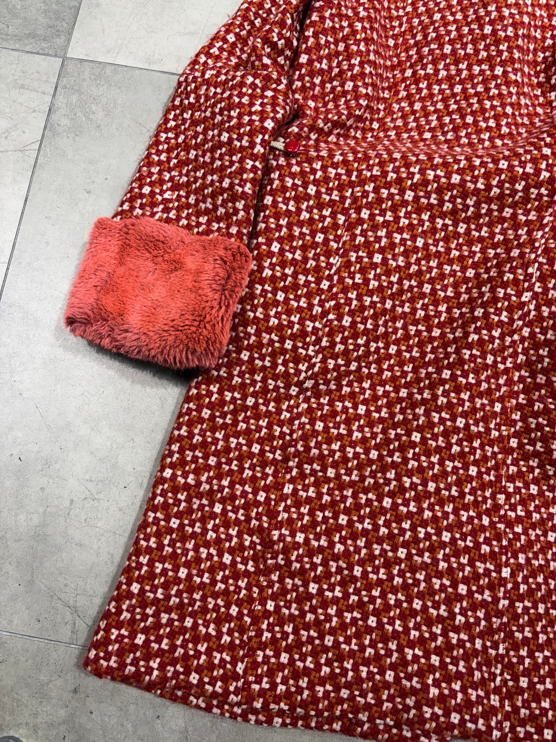 Algon quins 갸루펑크 형광코랄 퍼 후드 코트  상품이미지9