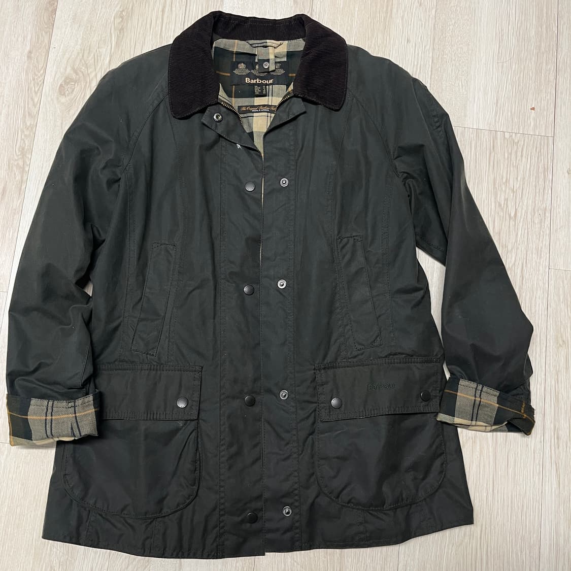 바버 비데일 왁스자켓 세이지 36사이즈 상품이미지1