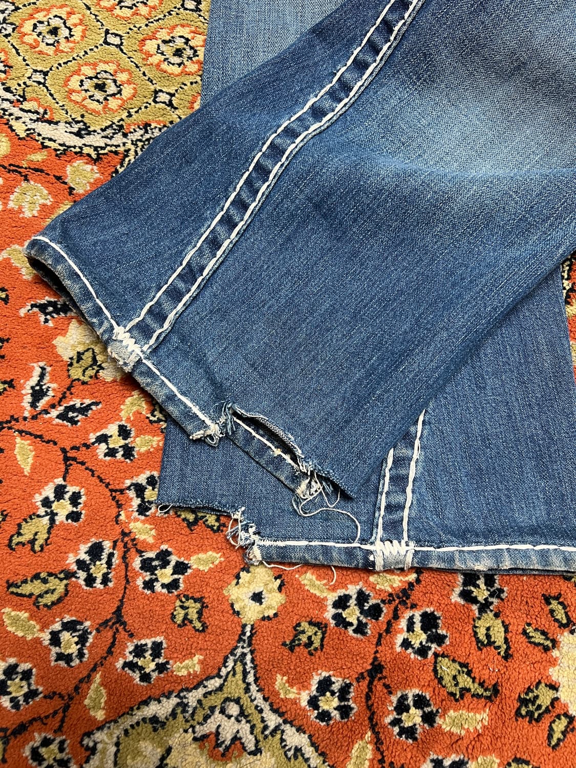 [32] 트루릴리전 Joey Super T 부츠컷 플레어 데님팬츠 상품이미지6