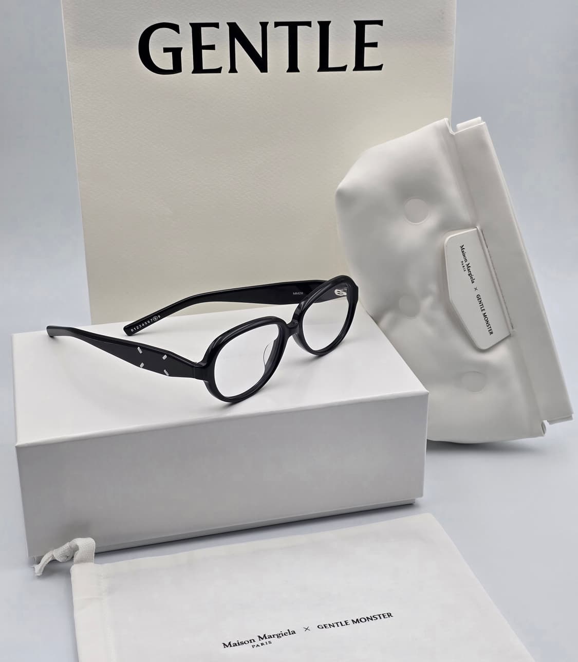 젠틀몬스터 x 메종 마르지엘라 MM211 상품이미지1