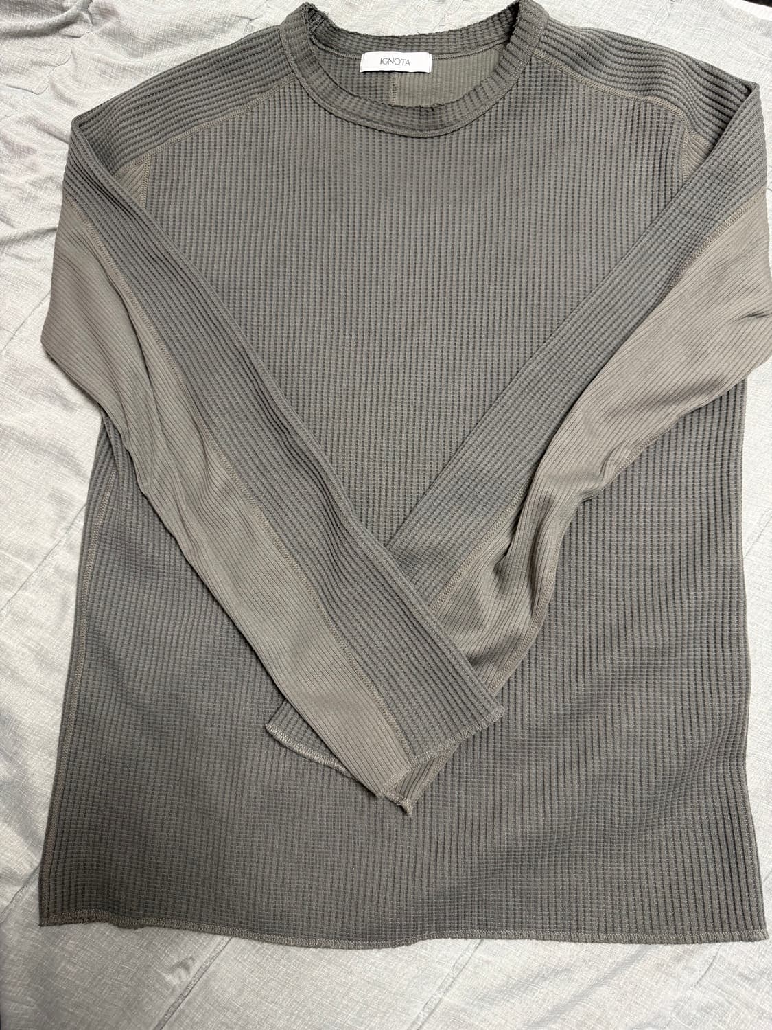 이그노타 CORE:13 CUT LS T (CHARCOAL) 상품이미지1