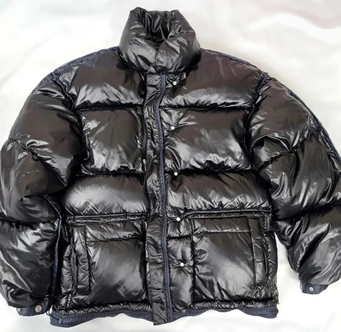 앤더슨벨 리버시블 유광 덕다운 패딩 상품이미지1