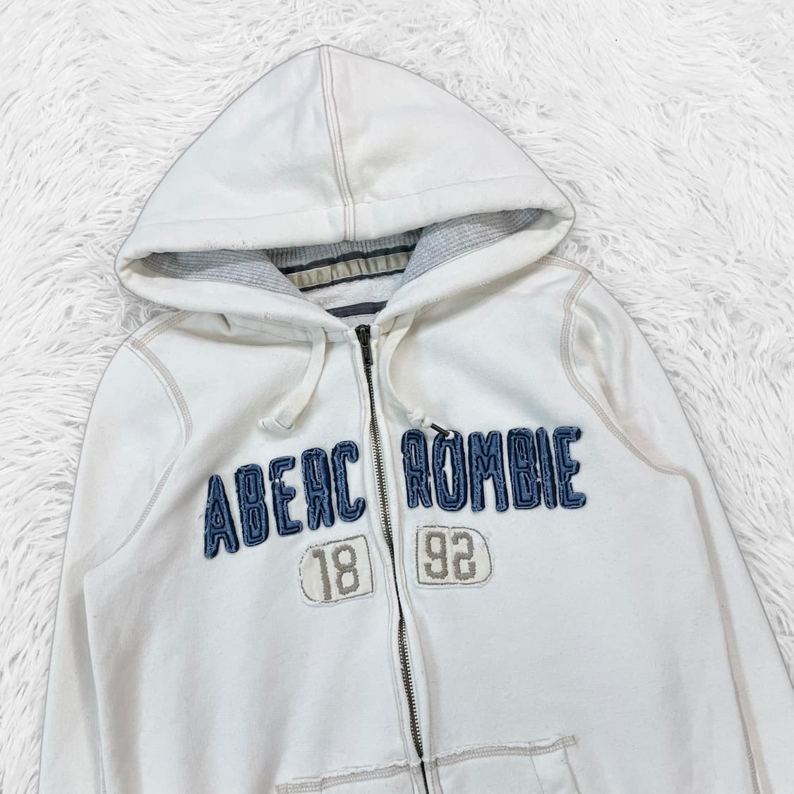 아베크롬비 스펠 로고 후드집업 아이보리 상품이미지3