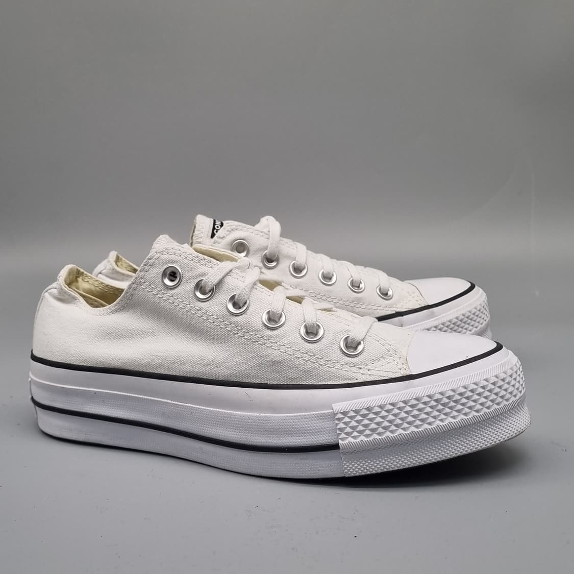 컨버스 올스타 리프트 여성스니커즈240  상품이미지1