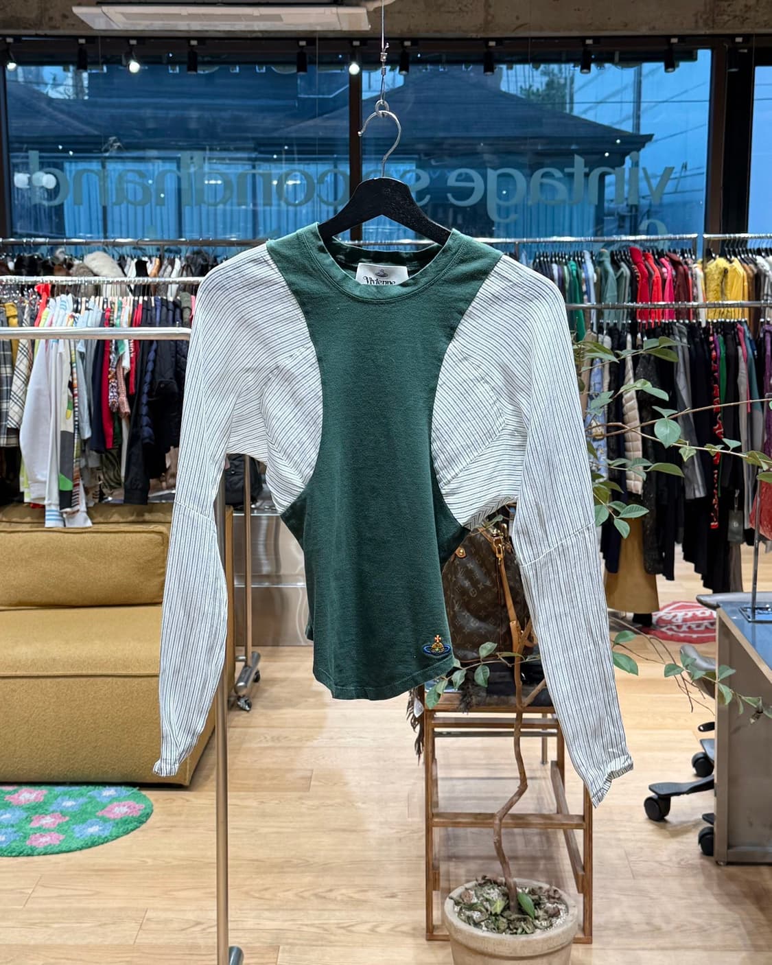 비비안 웨스트우드 그린 스트라이프 롱슬리브  상품이미지1