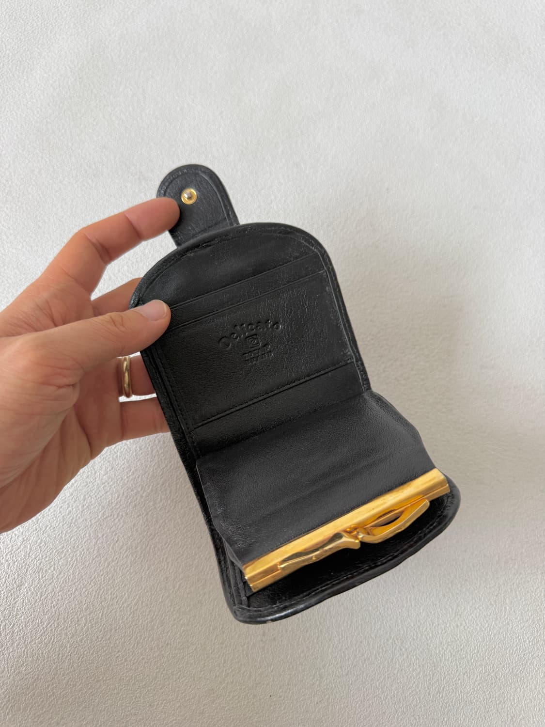 Delicato 가오리 레더 반지갑 프레임 워렛 상품이미지4