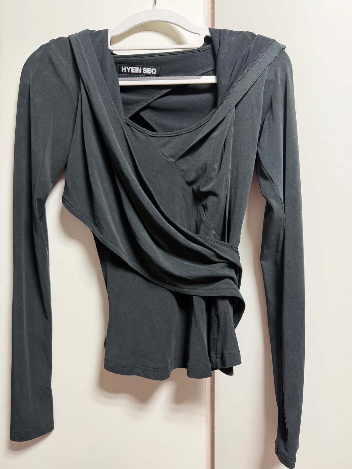 hyeinseo hooded jersey top black 상품이미지4
