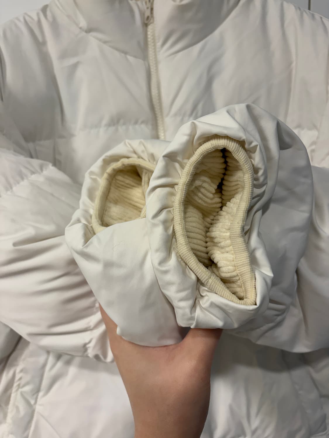 비지터뮤지엄x마뗑킴 패딩 m 풀박 상품이미지7