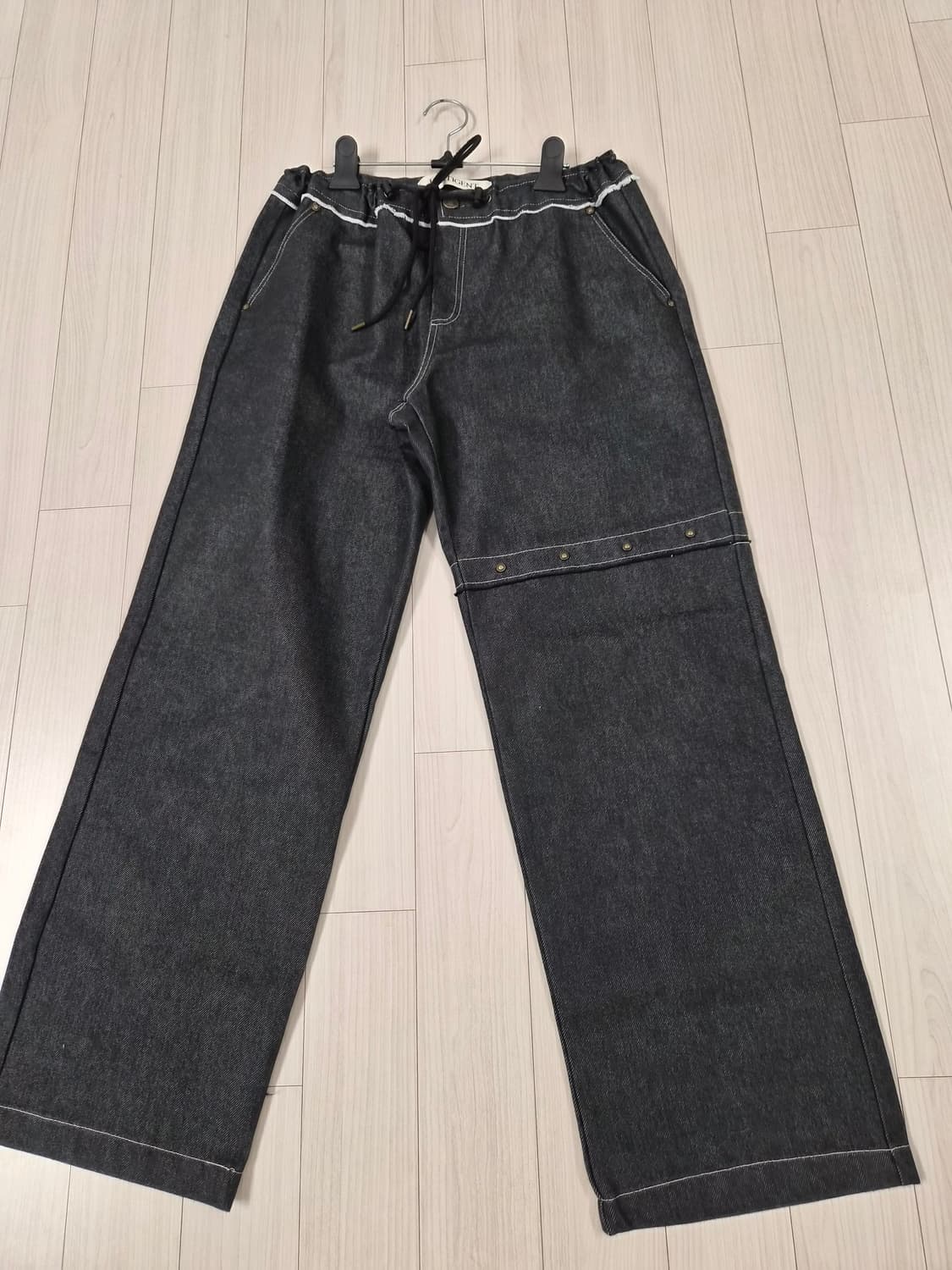 새상품 라티젠(LARTIGENT) 유니크 리벳 디테일 와이드 데님 상품이미지2