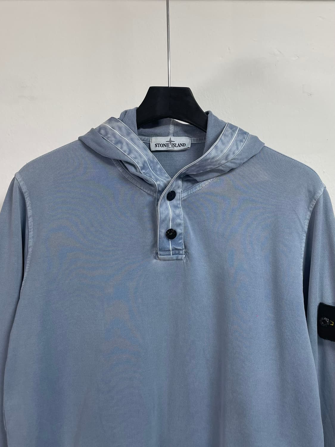 14fw 스톤아일랜드 워시드 와펜 후드티 (on.603) 상품이미지2