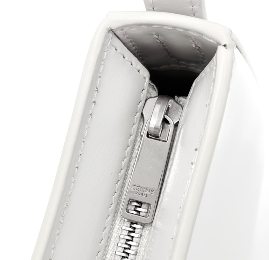 [M] 셀린느 여성 샤이니 카프스킨 틸리백 호보 숄더백 화이트 미디움 상품이미지7