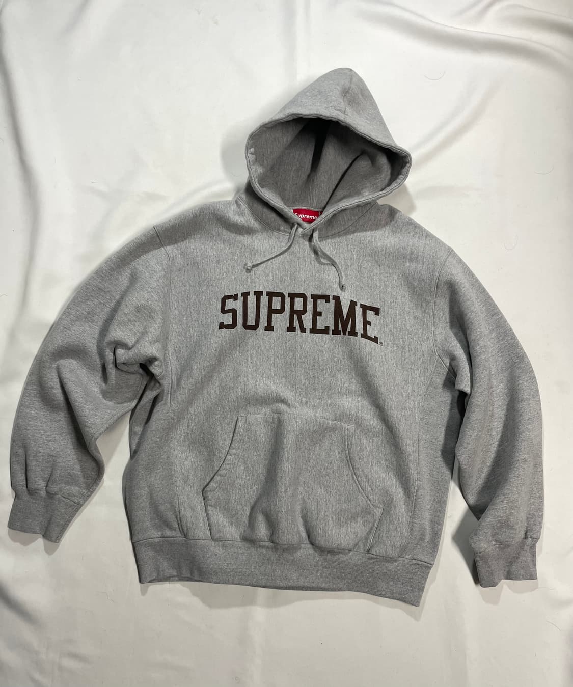슈프림 23fw 바시티 후드 그레이 상품이미지1