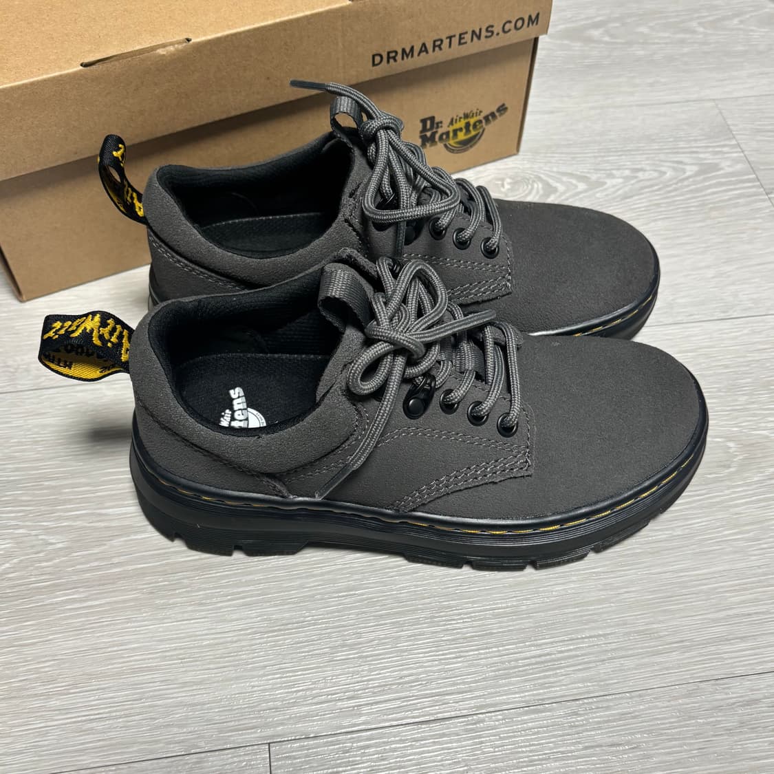 새상품) 닥터마틴 리더 그레이 220 상품이미지4