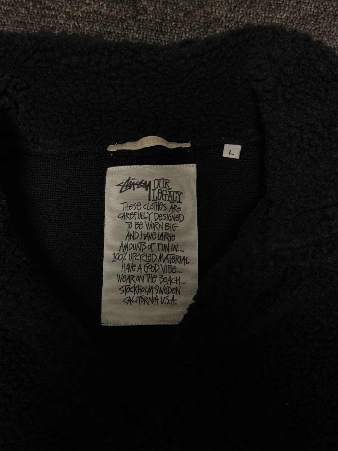 [L] 스투시 x 아워레가시 워크샵 러너 플리스 풀오버 블랙 상품이미지3