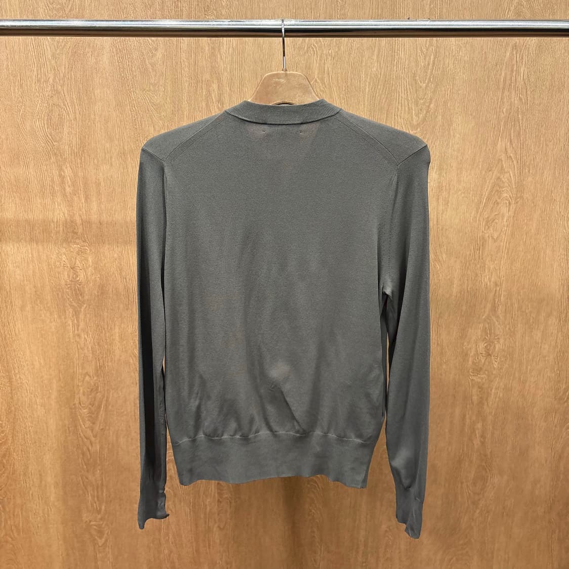 띠어리 니트 집업 가디건 무지 립 넥 사이드 포켓 디테일 레귤러핏 브라운 상품이미지3